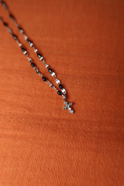 Collier Ora